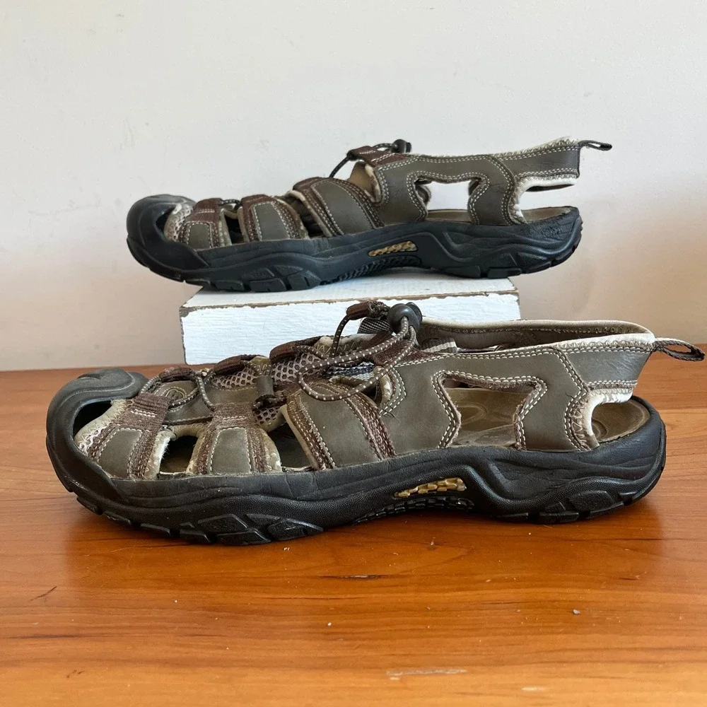 Skechers Mens Fisherman Sandals Brown‎ Bungee Closed Toe Sport Hiking Size 910